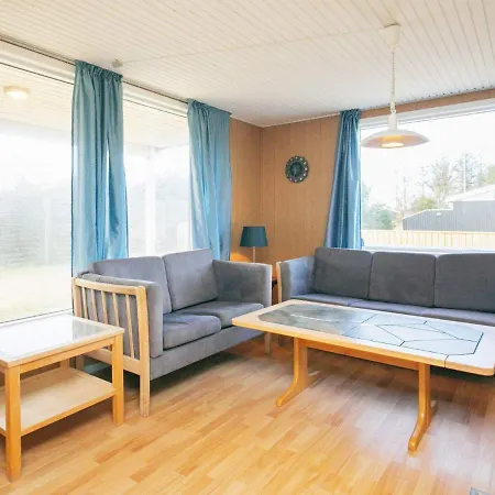 6 Person In L Kken Lokken